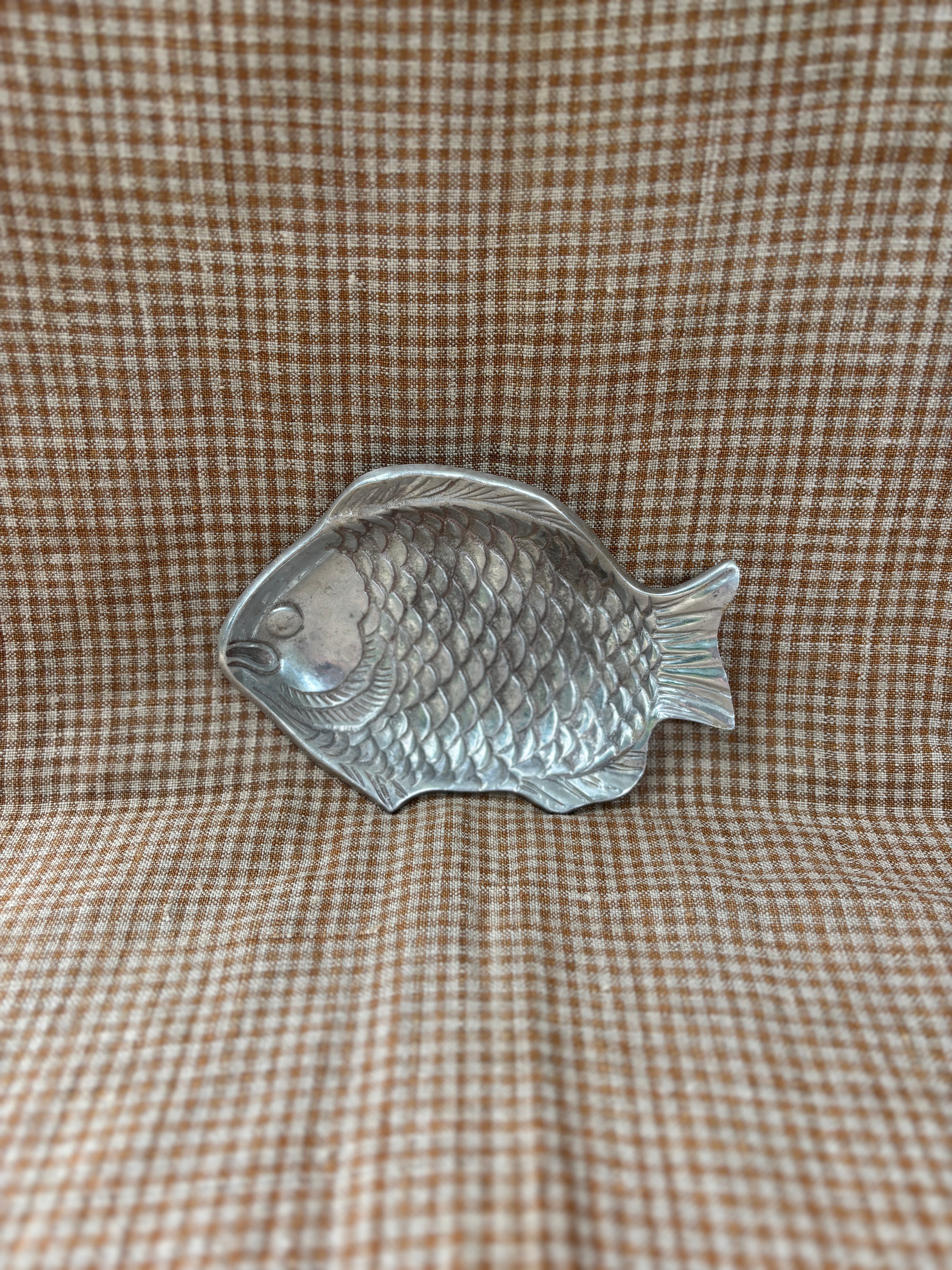 Cast Aluminum Fish Dish